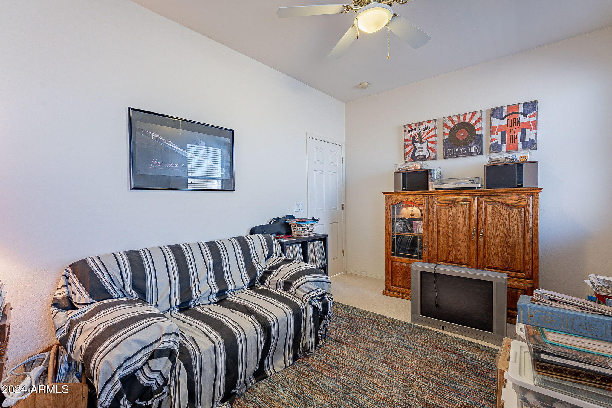 2451 East Darrel Road Phoenix, AZ 85042 - Photo 56 of 97 53-web-or-mls-Darrel-53