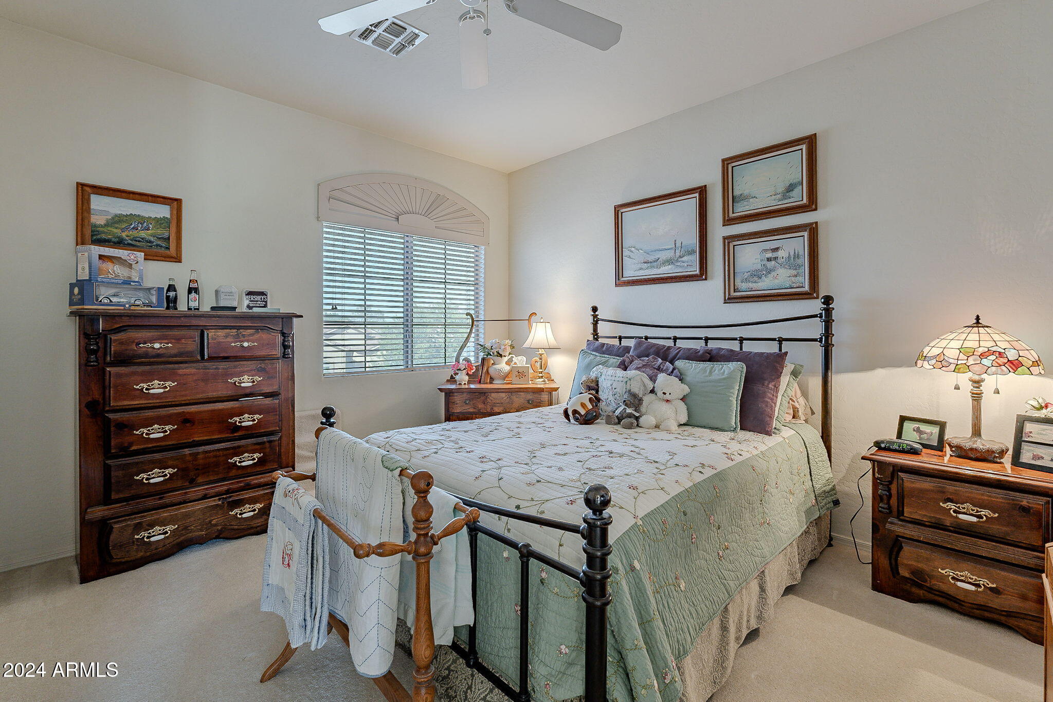 2451 East Darrel Road Phoenix, AZ 85042 - Photo 57 of 97 54-web-or-mls-Darrel-54