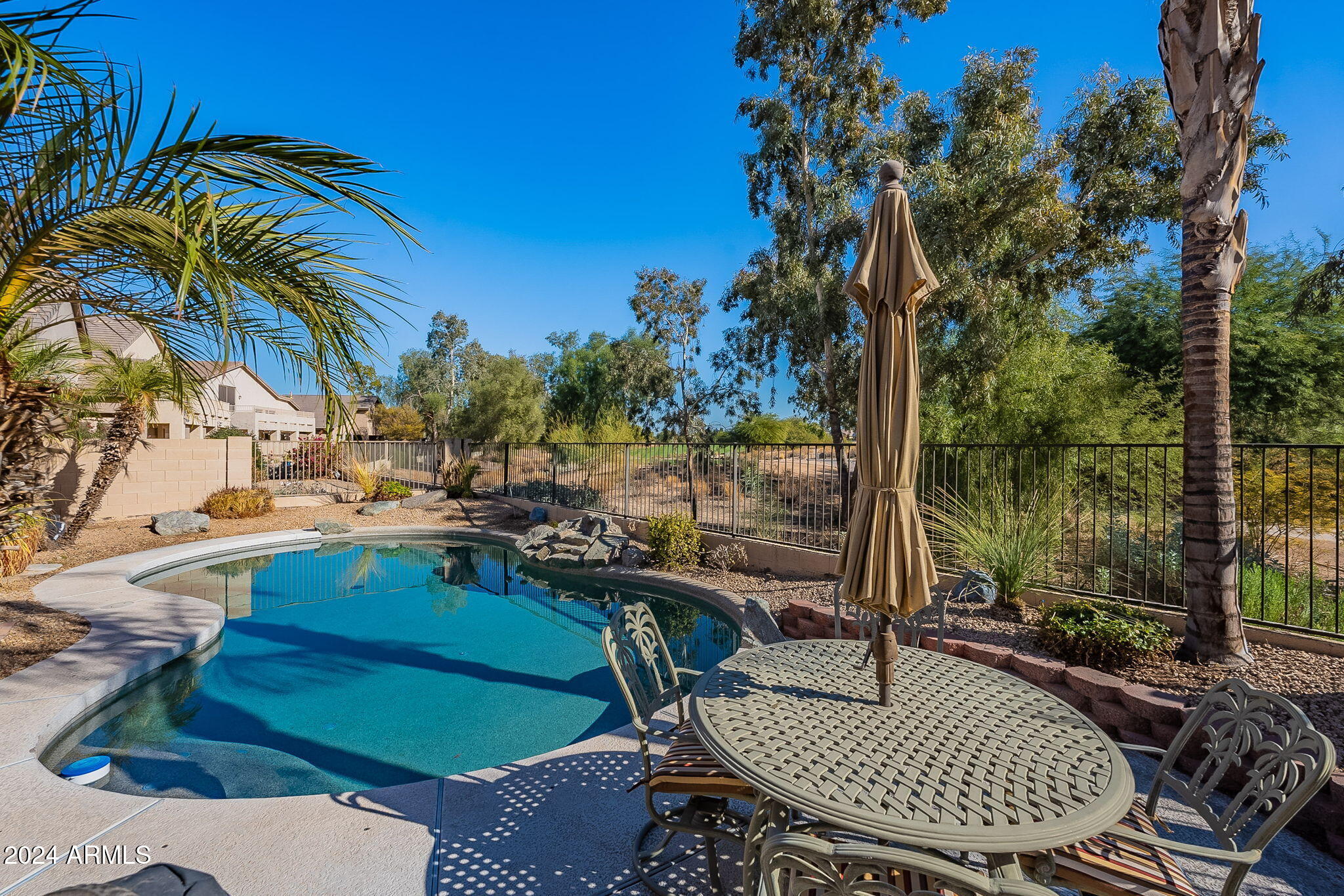 2451 East Darrel Road Phoenix, AZ 85042 - Photo 84 of 97 81-web-or-mls-Darrel-81