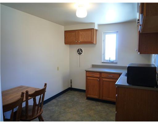5146 McAnulty Road Baldwin, PA 15236 - Photo 5 of 10 Kitchen. Eat in Kitchen