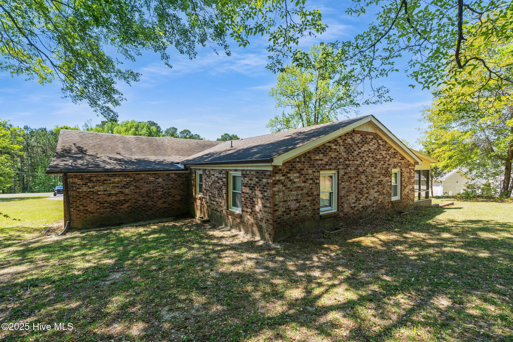 120 West Eason Drive Rockingham, NC 28379 - Photo 5 of 32 DSC09953