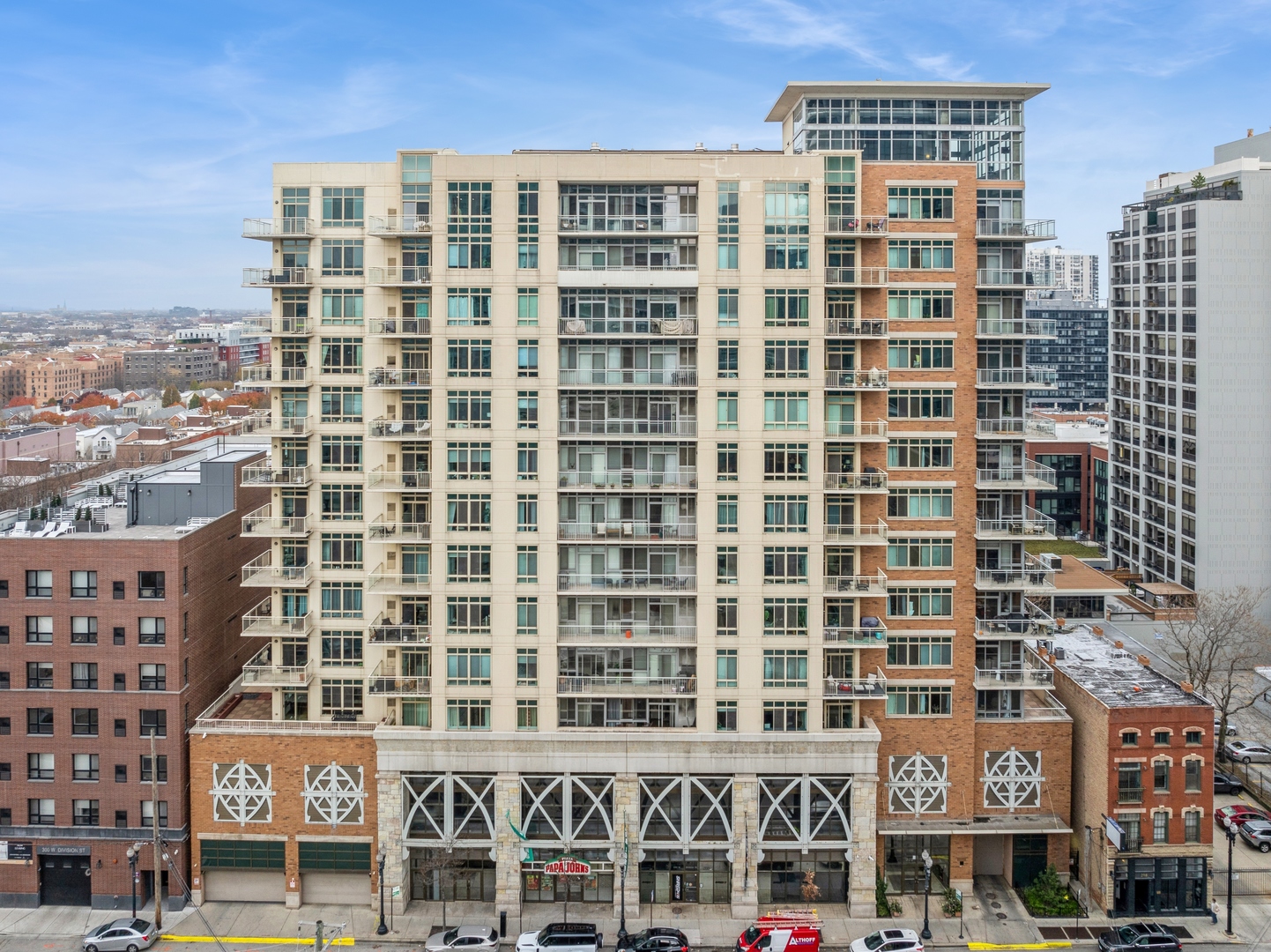 230 West Division Street, Unit 501 Chicago, IL 60610 - Photo 1 of 27 front view of a building
