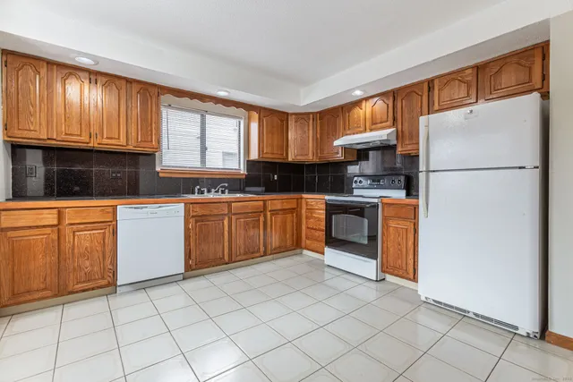 $149,999 | 77 Mountford Street, Hartford, CT 06114