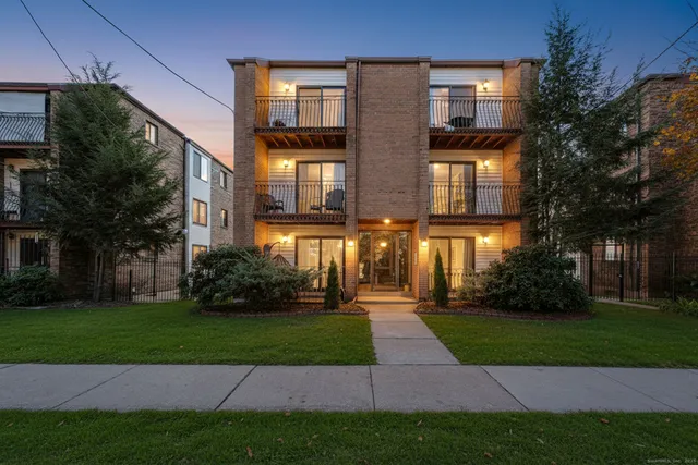 $149,999 | 77 Mountford Street, Hartford, CT 06114