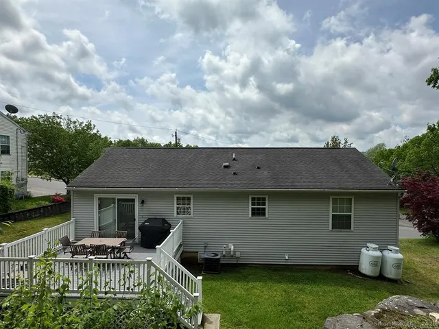 $379,900 | 324 Capitol Avenue, Waterbury, CT 06705