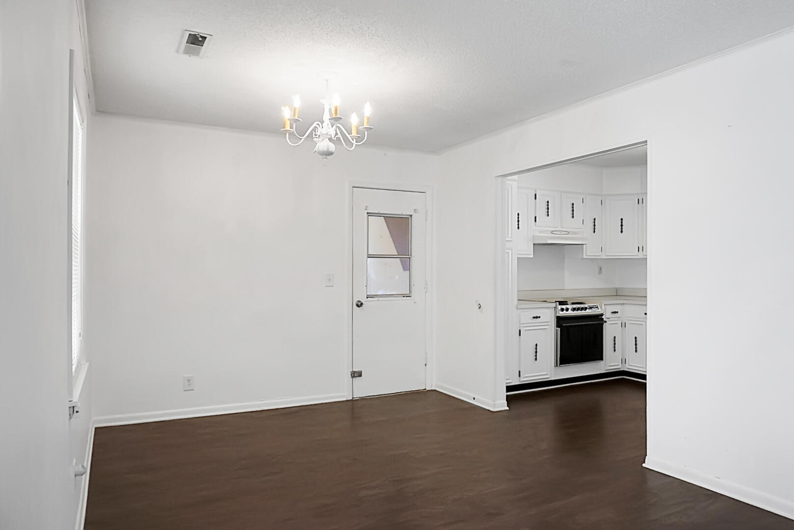 143 Foxborough Road Goose Creek, SC 29445 - Photo 14 of 32 DSC01213