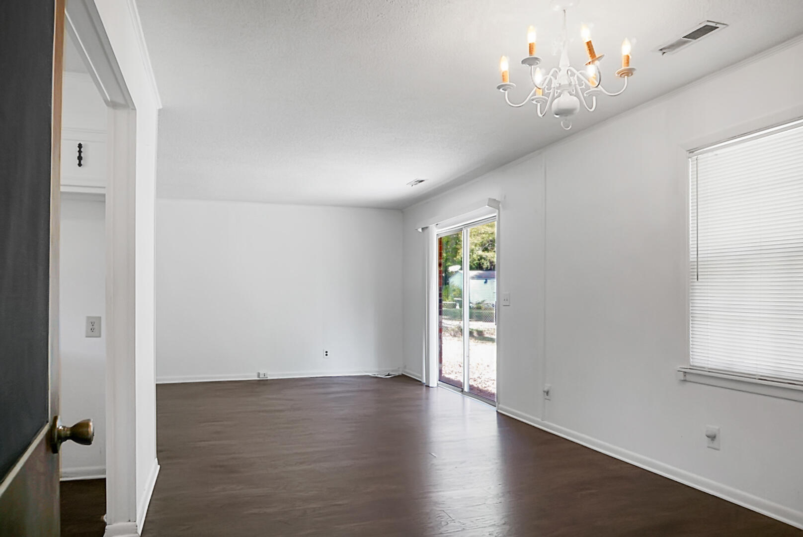 143 Foxborough Road Goose Creek, SC 29445 - Photo 15 of 32 DSC01216