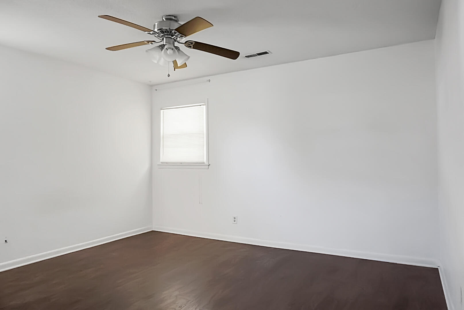 143 Foxborough Road Goose Creek, SC 29445 - Photo 31 of 32 DSC01264
