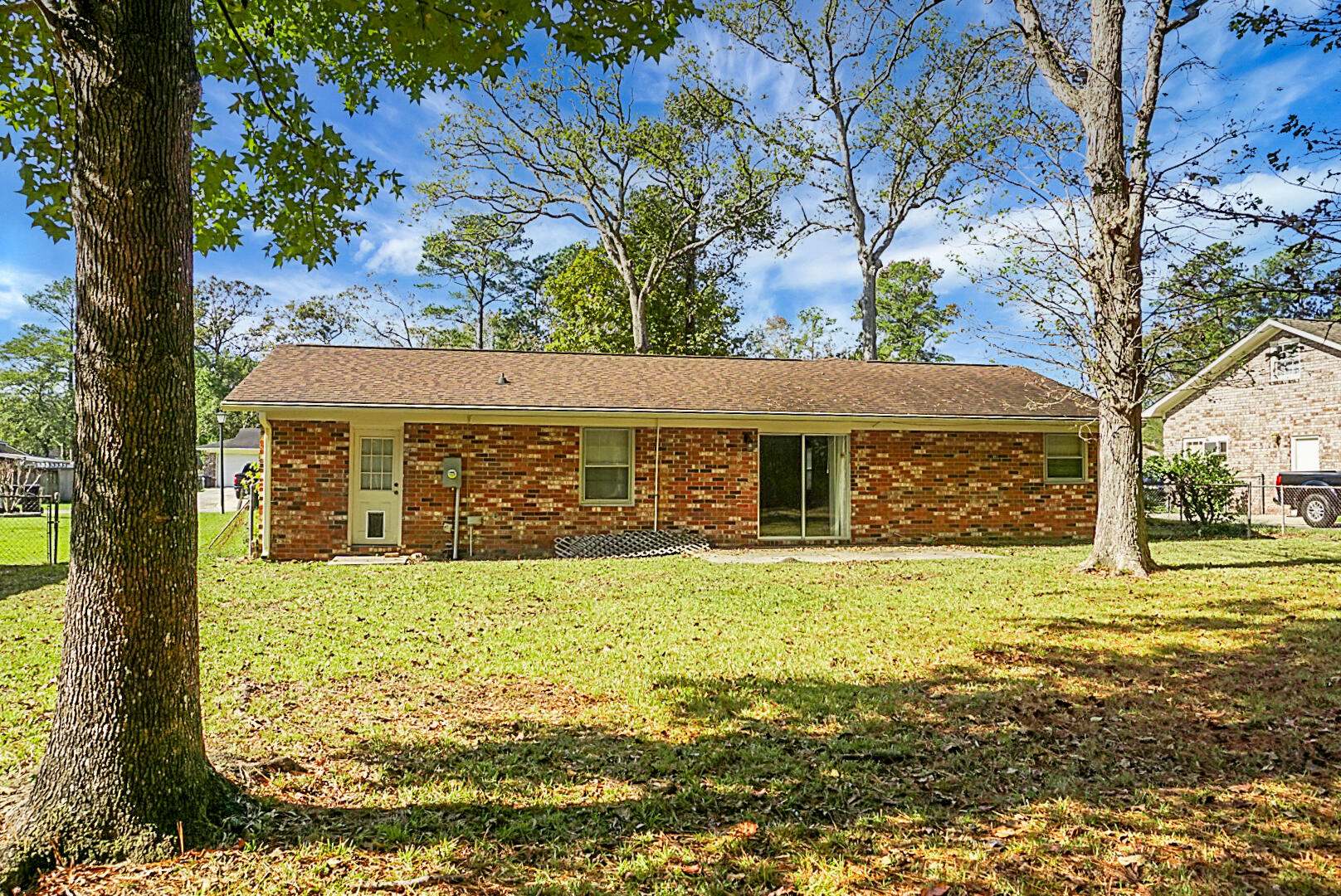 143 Foxborough Road Goose Creek, SC 29445 - Photo 6 of 32 DSC01189