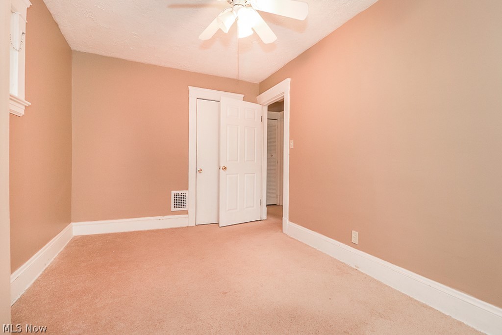 3156 Whitethorn Road Cleveland, OH 44118 - Photo 24 of 35