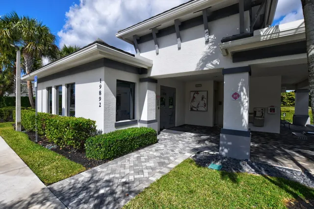$12,800 | 19886 Meadowside Lane, Boca Raton, FL 33498