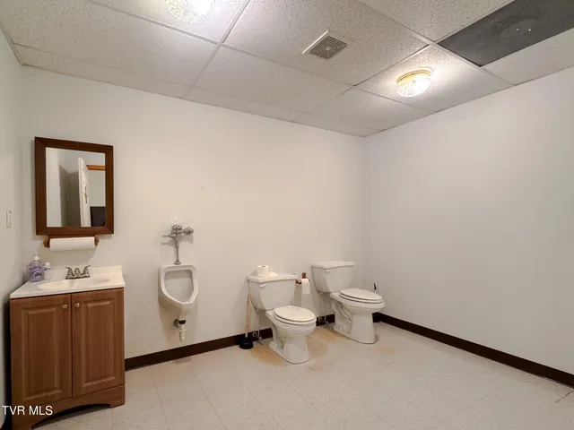 $699,000 | 480 Fordtown Road, Fall Branch, TN 37656