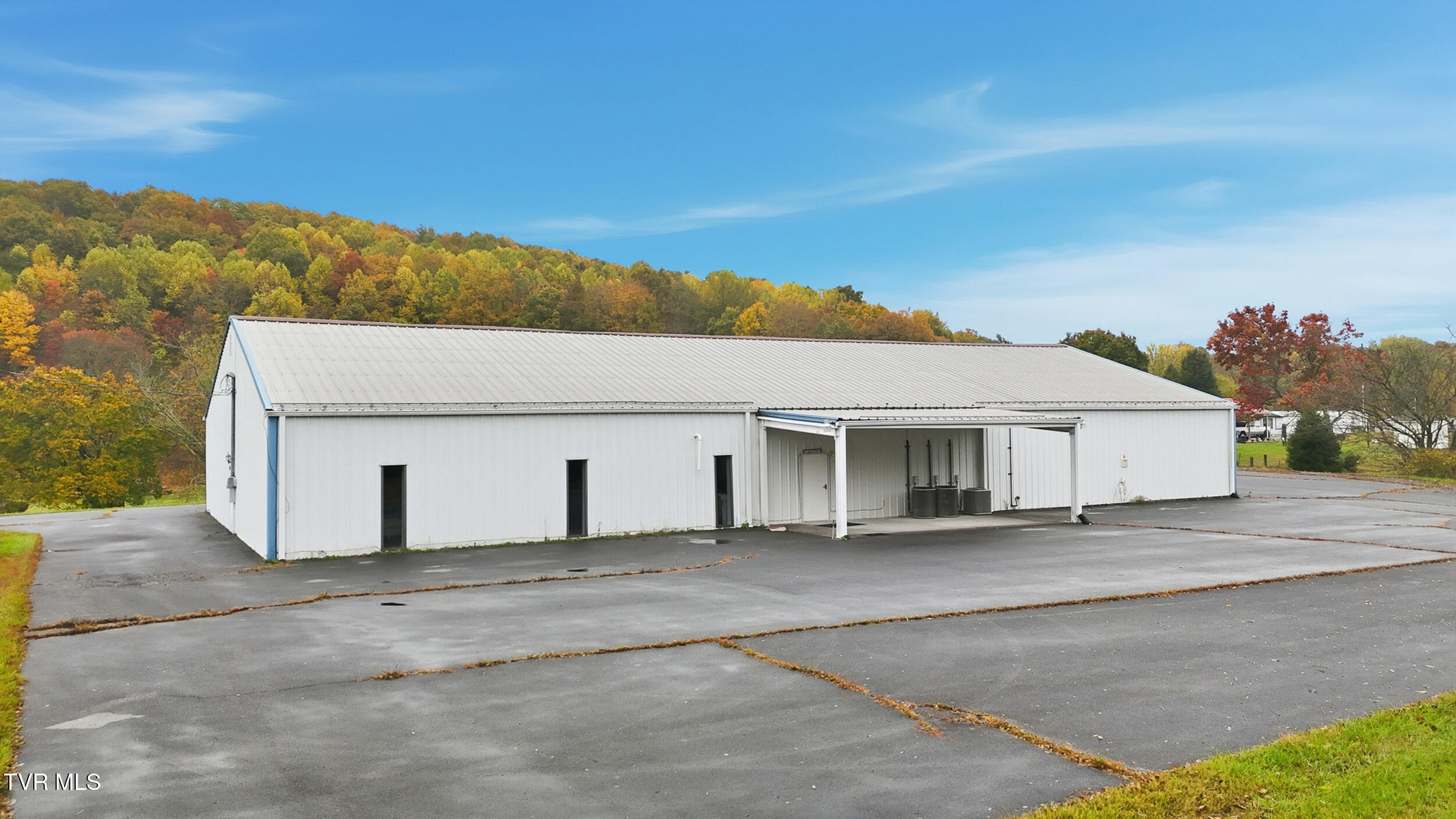 480 Fordtown Road Fall Branch, TN 37656 - Photo 3 of 33 24_dji_20251030101814_0478_d