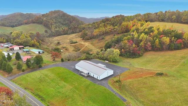 $699,000 | 480 Fordtown Road, Fall Branch, TN 37656