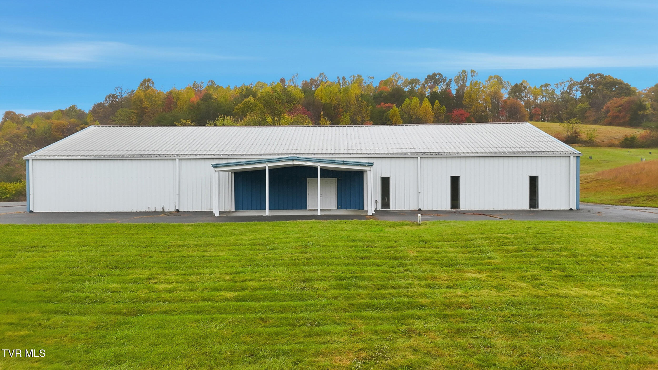 480 Fordtown Road Fall Branch, TN 37656 - Photo 9 of 33 4_dji_20251030101935_0479_d
