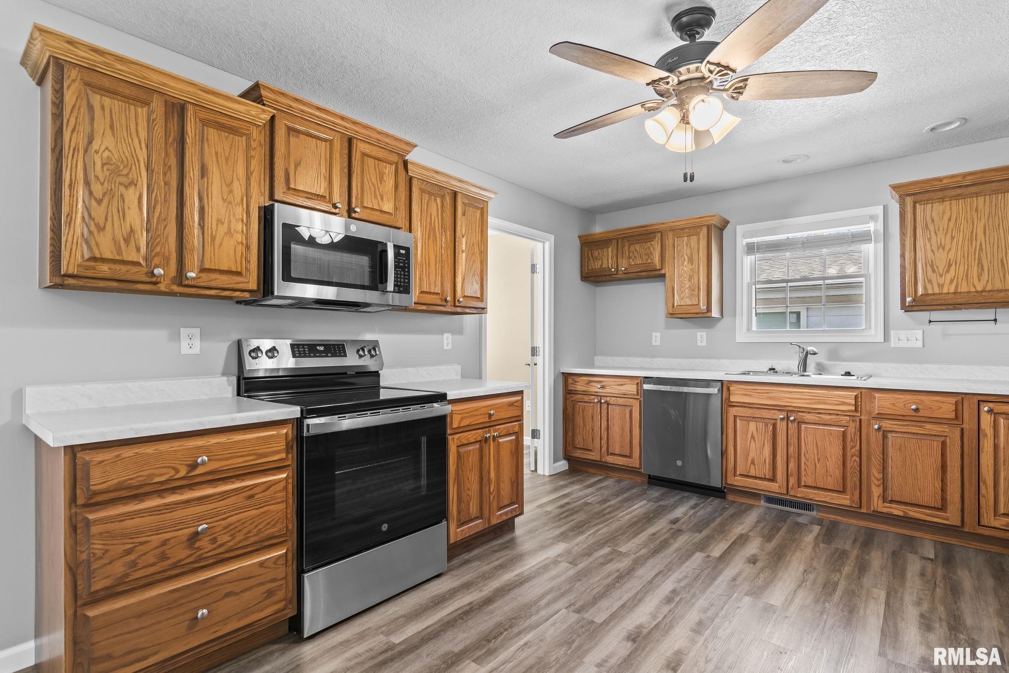 3357 South 4th Street Springfield, IL 62703 - Photo 12 of 31
