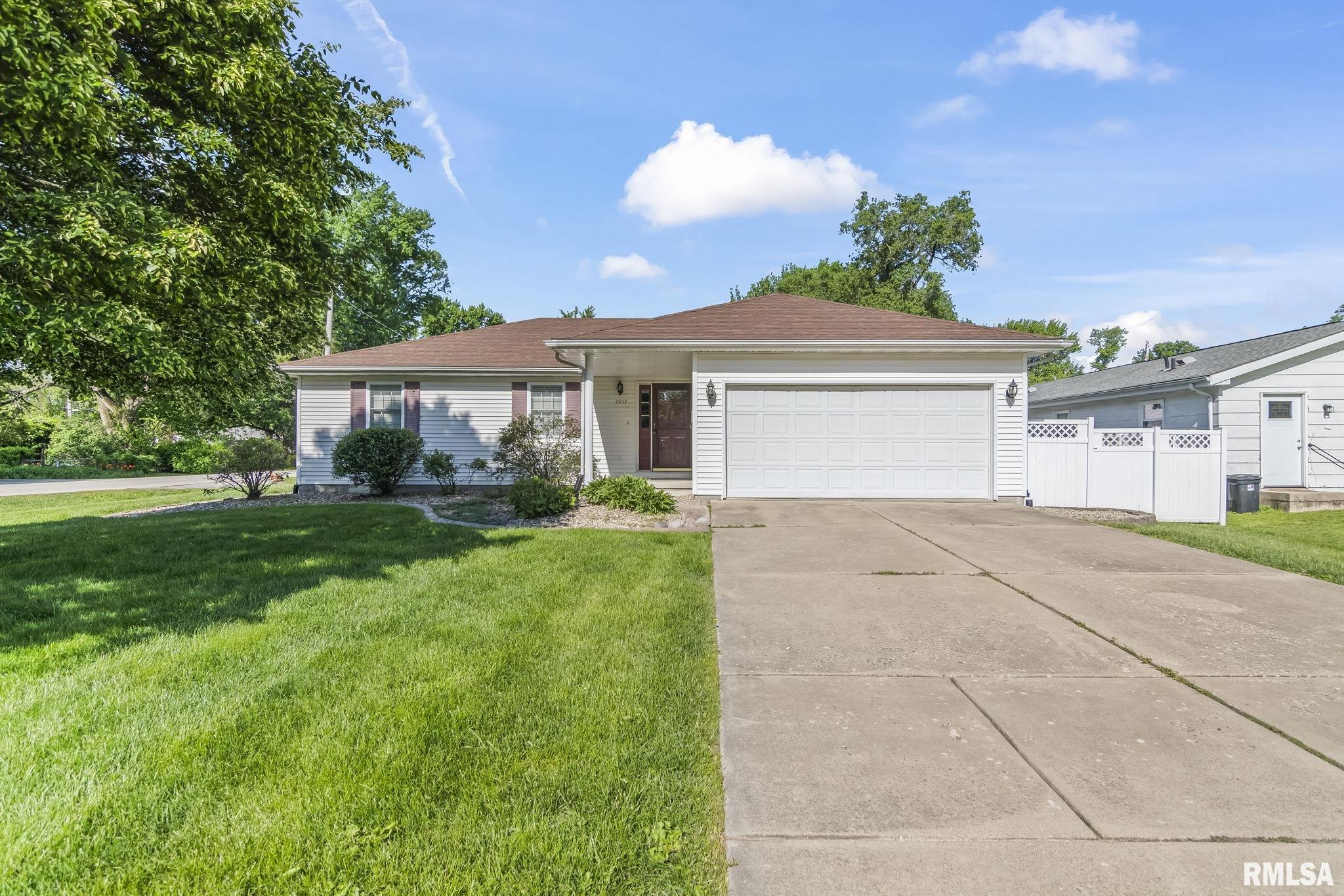 3357 South 4th Street Springfield, IL 62703 - Photo 2 of 31