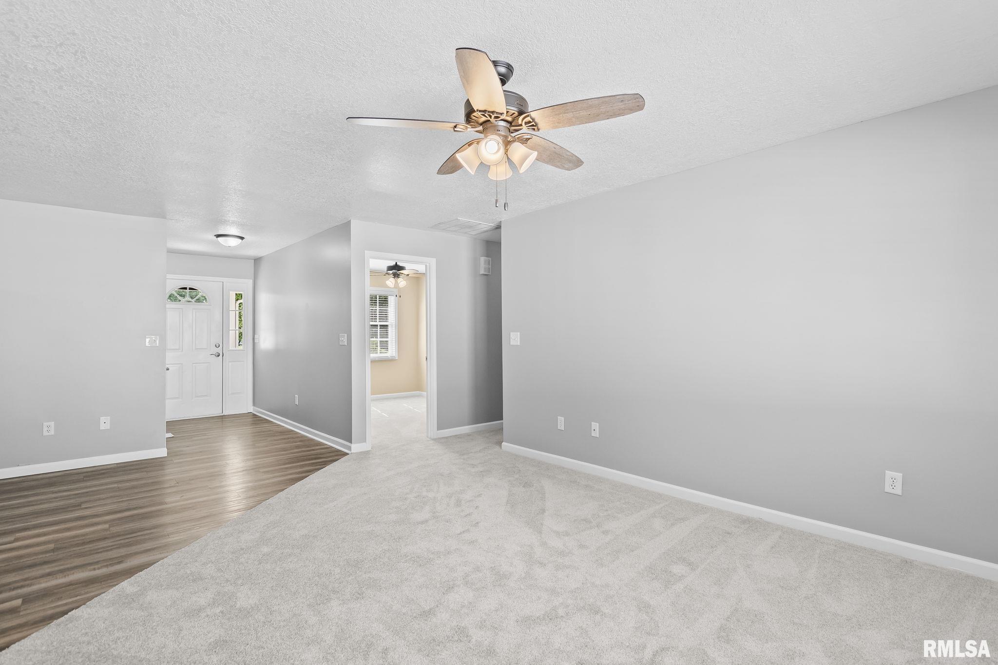 3357 South 4th Street Springfield, IL 62703 - Photo 4 of 31