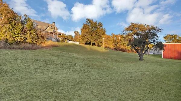 $518,500 | 528 Mill Creek Court, Azle, TX 76020