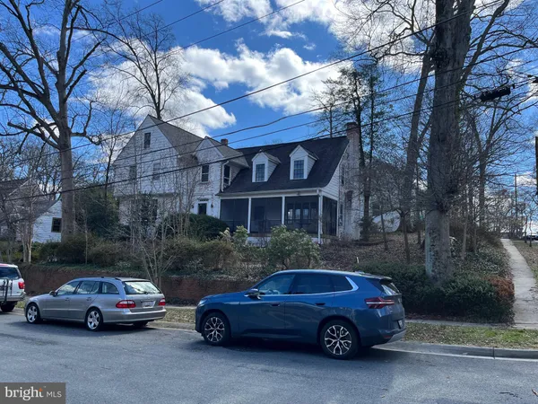 $1,500,000 | 4104 Sycamore Street, Chevy Chase, MD 20815