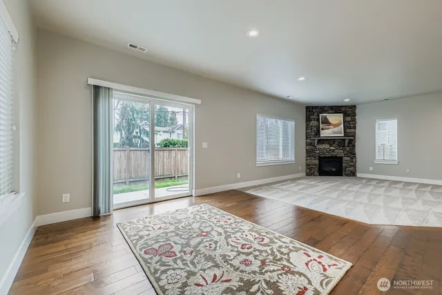 $1,299,995 | 18115 34th Drive Southeast, Bothell, WA 98012