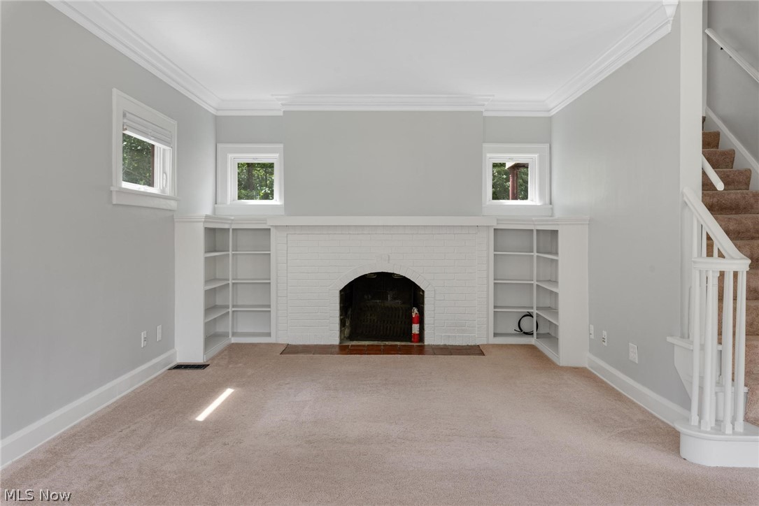 1892 South Compton Road Cleveland, OH 44118 - Photo 16 of 35