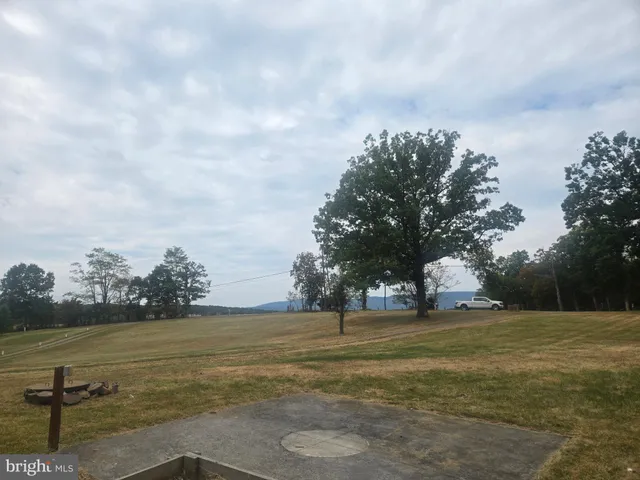 $224,000 | 589 Pine Grove Road, Berkeley Springs, WV 25411