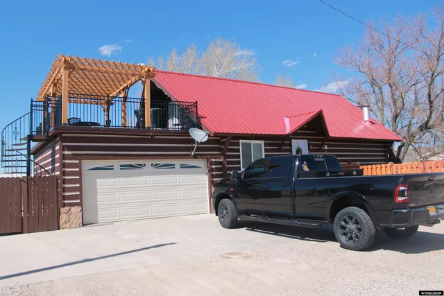 $375,000 | 588 South Oak Street, La Barge, WY 83123