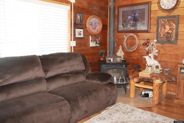 $375,000 | 588 South Oak Street, La Barge, WY 83123