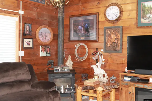 $375,000 | 588 South Oak Street, La Barge, WY 83123