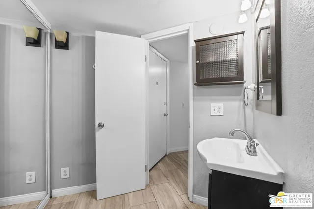 $165,000 | 5300 East Waverly Drive, Unit N5108, Palm Springs, CA 92264