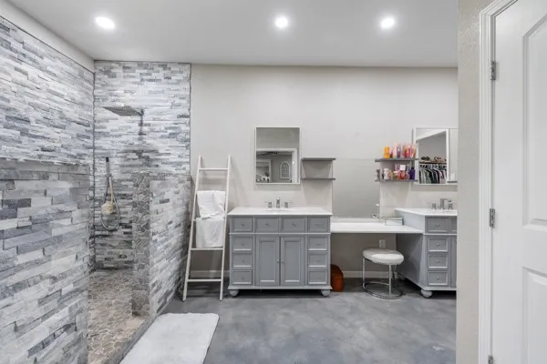 $859,999 | 43 Obaya Lane, Bedias, TX 77831