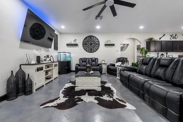 $859,999 | 43 Obaya Lane, Bedias, TX 77831