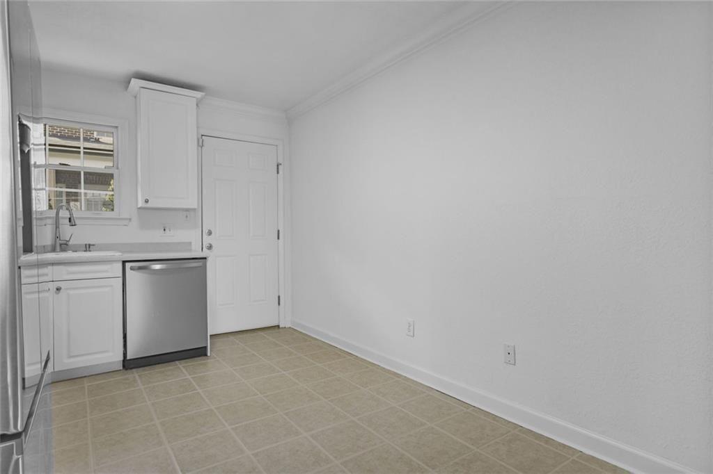 869 Briarcliff Road Northeast, Unit B11 Atlanta, GA 30306 - Photo 12 of 27