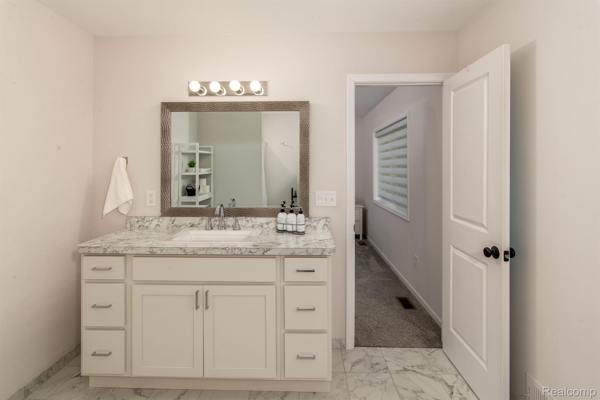 48762 Willow Road Belleville, MI 48111 - Photo 15 of 30 Gallery Image 15