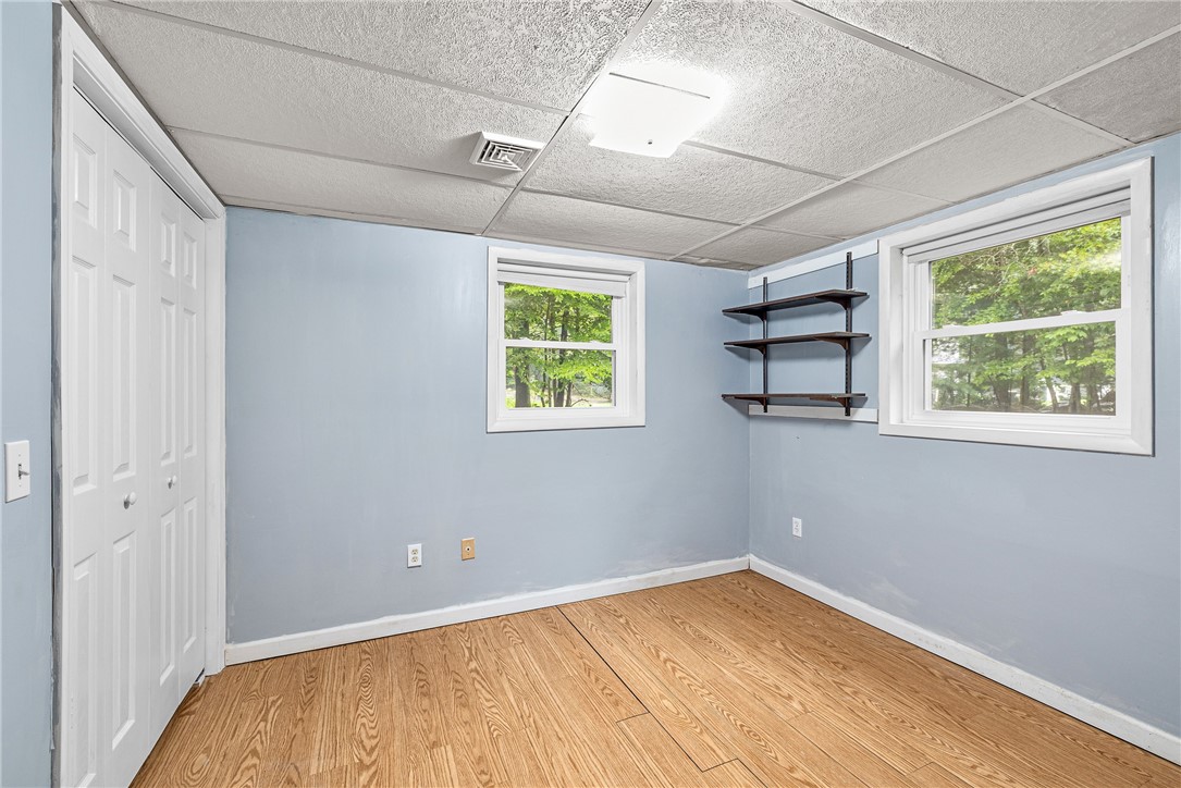 2157 Middle Road East Greenwich, RI 02818 - Photo 11 of 25 Gallery Image 11