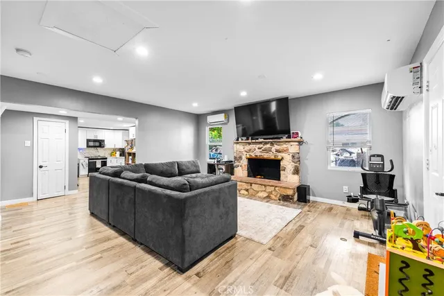 $659,999 | 12029 2nd Avenue, Lynwood, CA 90262