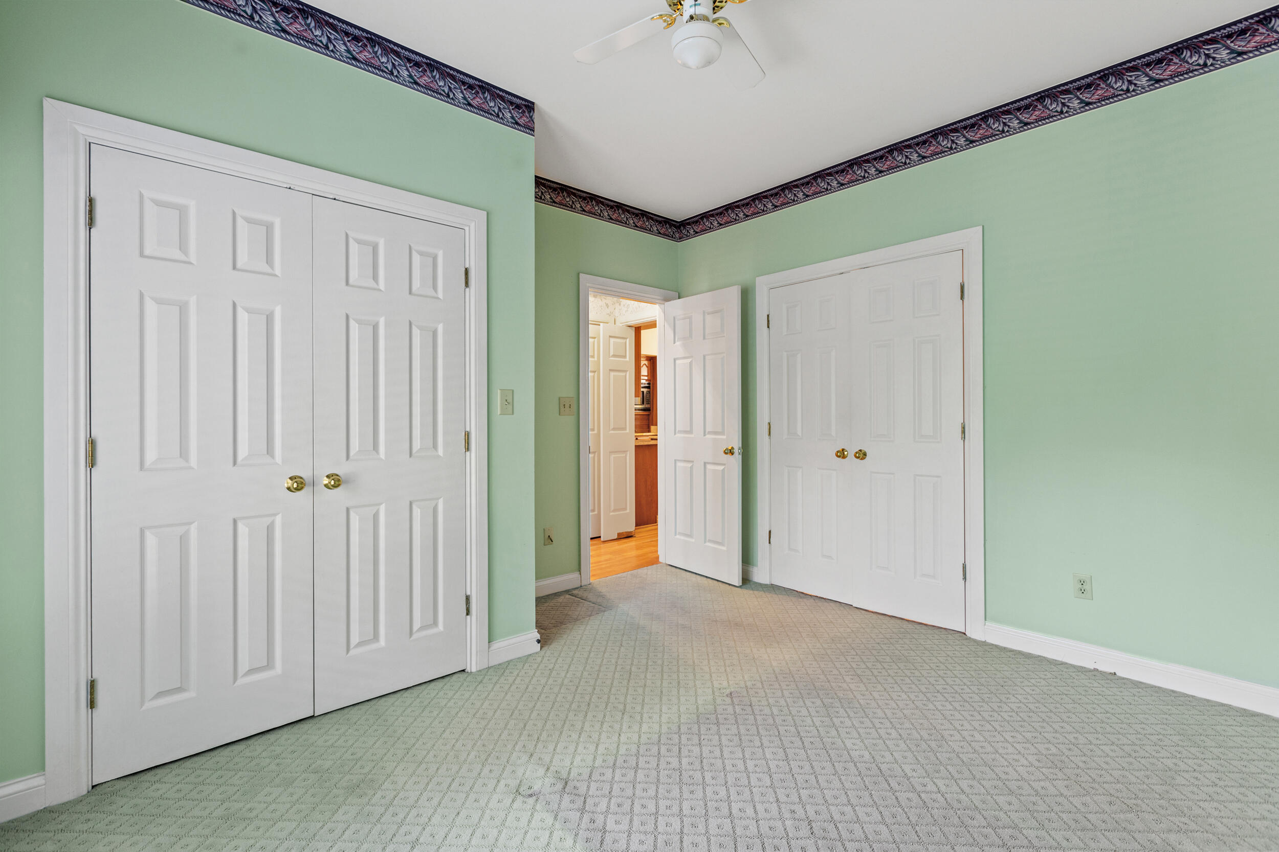 2137 Rollingdale Road Lexington, KY 40513 - Photo 10 of 42 10_img_2593