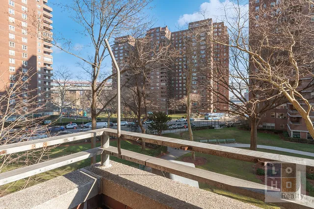 $835,000 | 575 Grand Street, Unit E202 | Lower East Side
