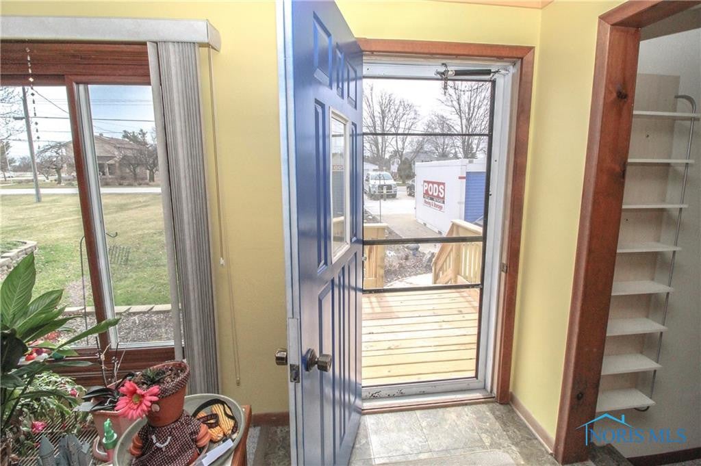 6545 Seaman Road Oregon, OH 43616 - Photo 4 of 36 Gallery Image 4