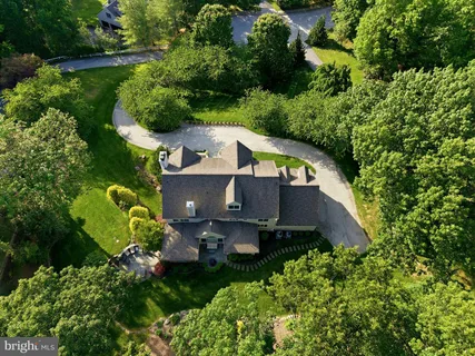 $2,250,000 | 640 Narcisi Lane, Wayne, PA 19087