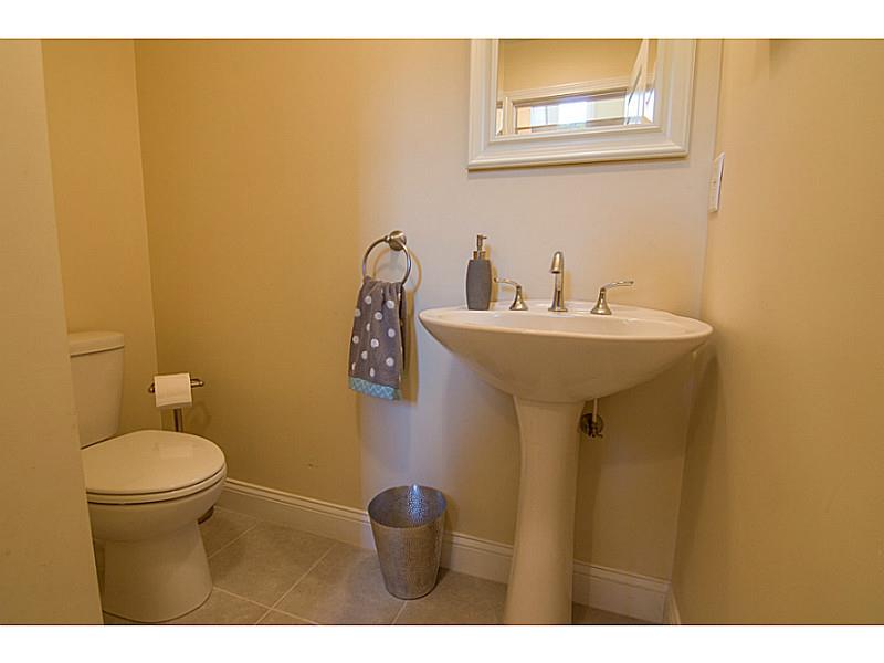 1209 Centerville Road, Unit 4 Warwick, RI 02886 - Photo 13 of 21 Bathroom.