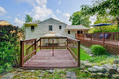 $650,000 | 27 Cleveland Terrace, West Orange, NJ 07052