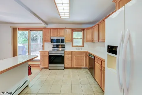 $650,000 | 27 Cleveland Terrace, West Orange, NJ 07052