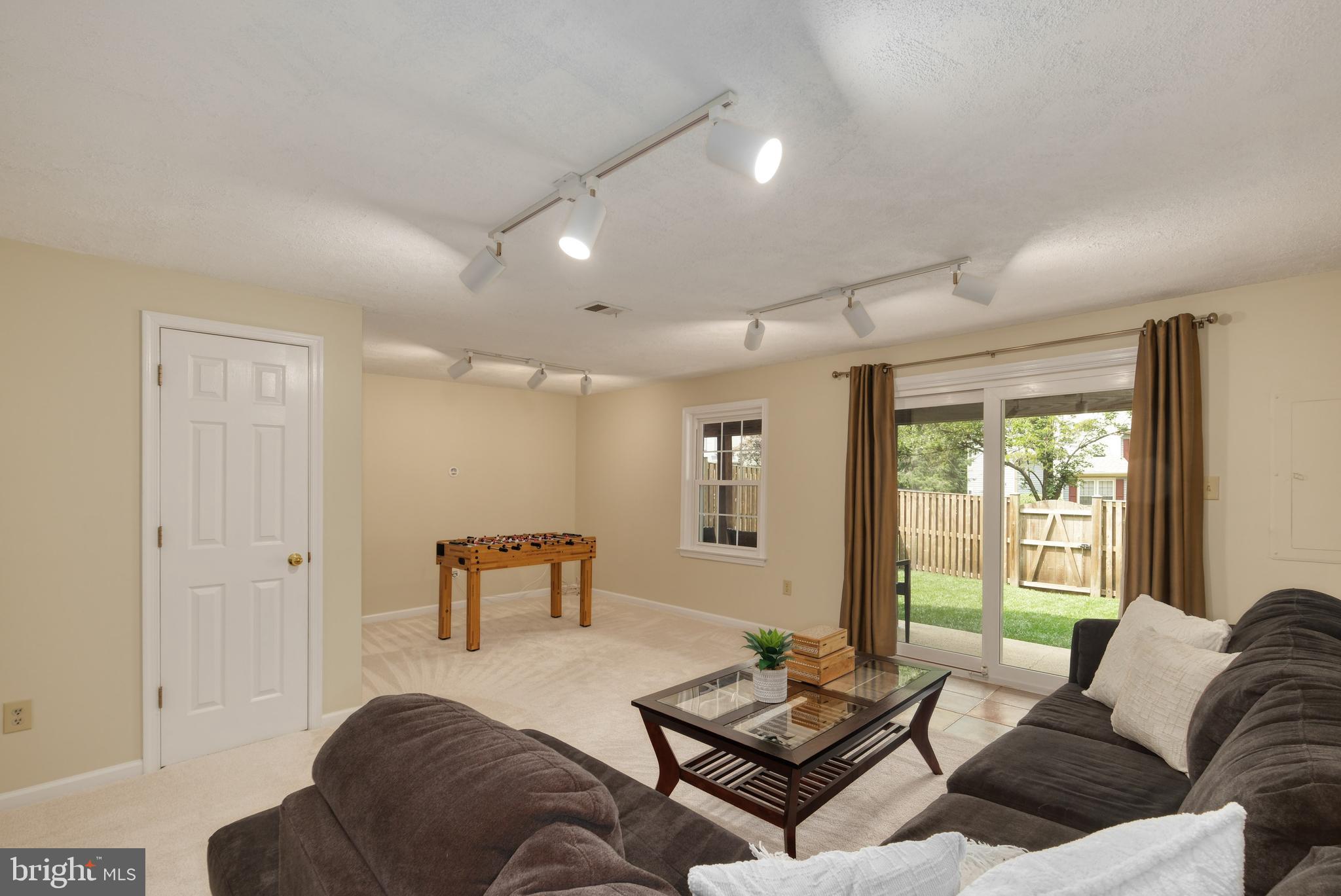 8174 Cliffview Avenue Springfield, VA 22153 - Photo 41 of 55 Loads of space for hanging out, extra guests, etc.