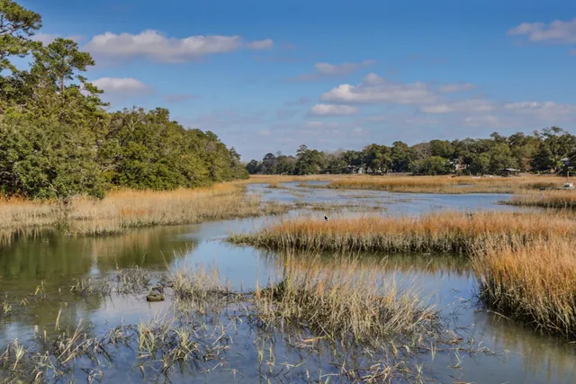 $375,000 | 1054 Anna Knapp Boulevard, Unit 7H, Mount Pleasant, SC 29464