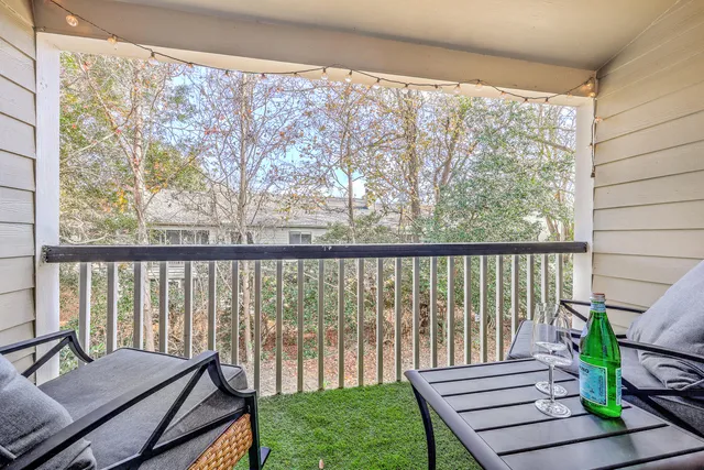 $375,000 | 1054 Anna Knapp Boulevard, Unit 7H, Mount Pleasant, SC 29464