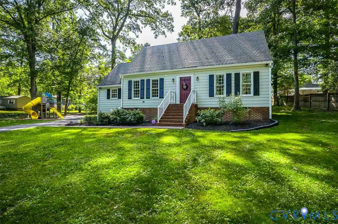 1113 Santa Anna Road Henrico, VA 23229 - Photo 4 of 56