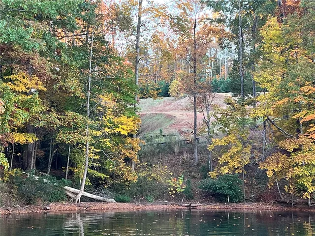 $155,000 | Lot 4 Marina Bay Drive, Seneca, SC 29672