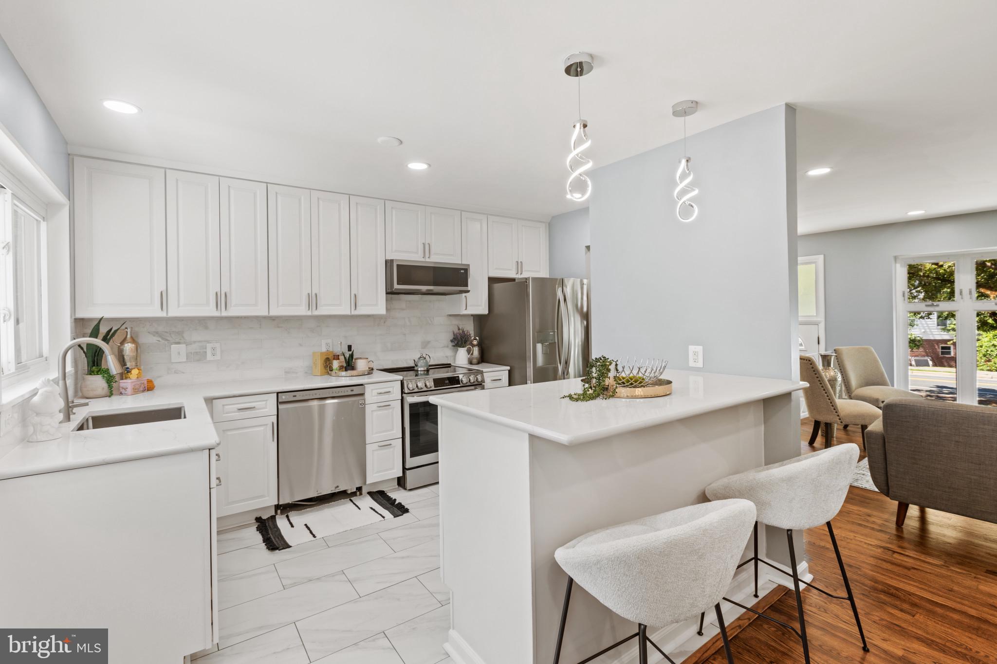 5818 Greentree Road Bethesda, MD 20817 - Photo 20 of 52